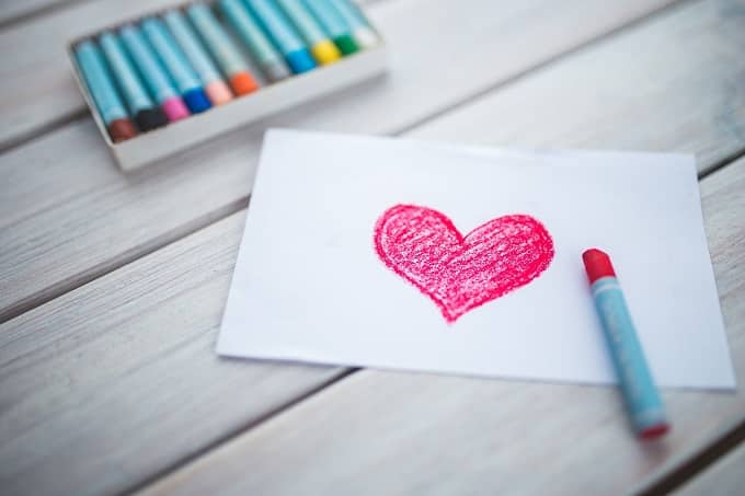 Das Vertrauen in der Beziehung ist ein sehr wichtiger Stützpfeiler einer Partnerschaft. - Foto: pixabay.com/kaboompics/CCO