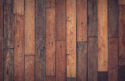 Parkett reparieren: So werden Kratzer ausgebessert