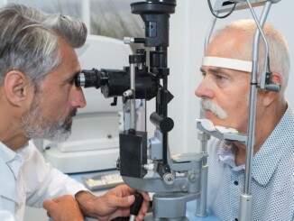 Oft werden Diabeteserkrankungen erst bei einer Untersuchung vom Augenarzt festgestellt, wenn bereits Folgeschäden eingetreten sind. - Foto: djd/Wörwag Pharma/COLOURBOX