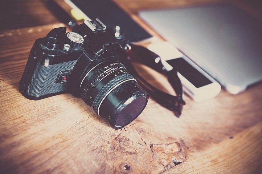 Die Wahl des richtigen Kamerasystems ist für professionelle oder Hobby-Fotografen eine schwierige Entscheidung. Bridgekamera, Systemkamera oder Spiegelreflexkamera? - Foto: pixabay.com/markusspiske/CCO